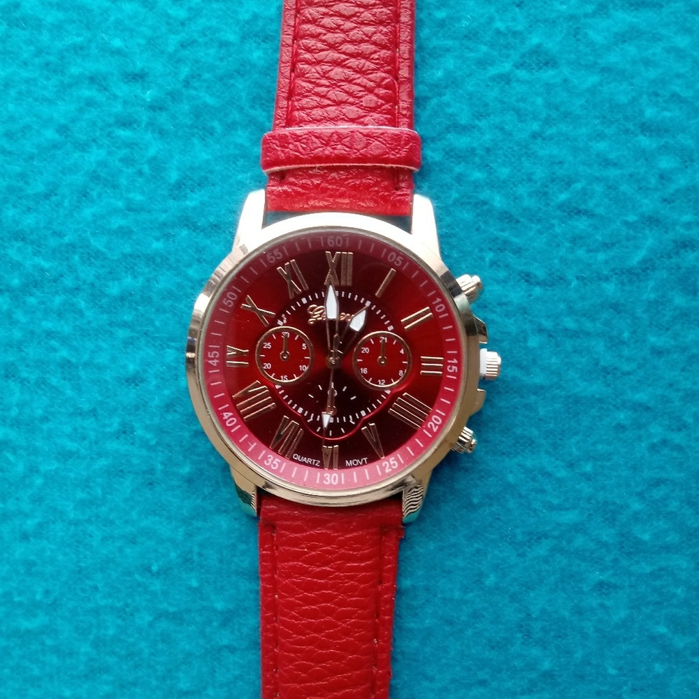 Unisex Red Watch - Picture 3 of 3